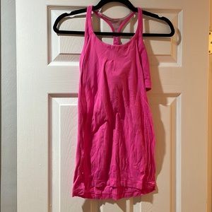 Lululemon tank and built in bra